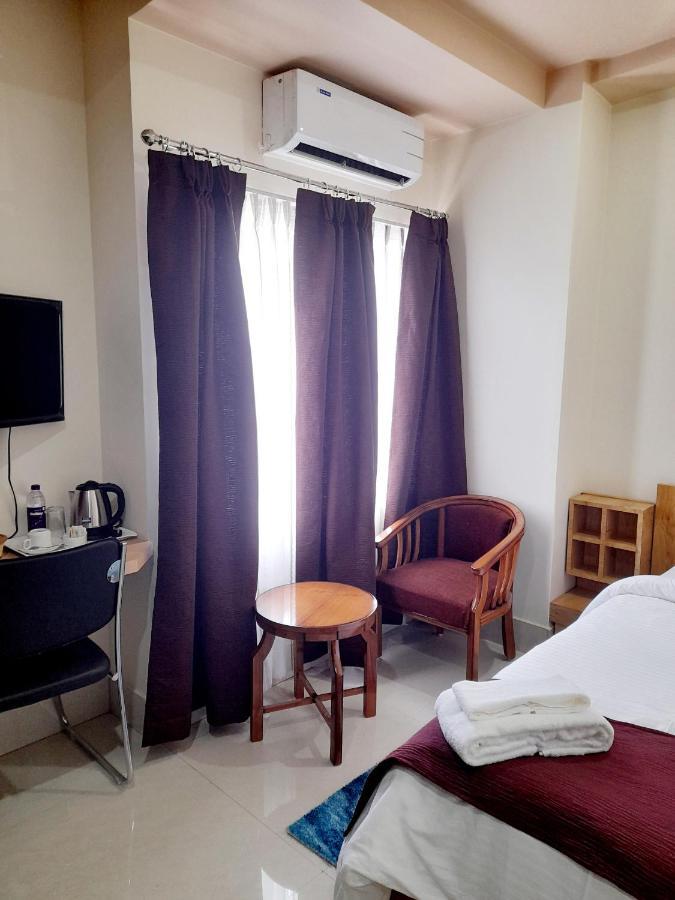 Hotel Bharalu Residency Guwahati Esterno foto